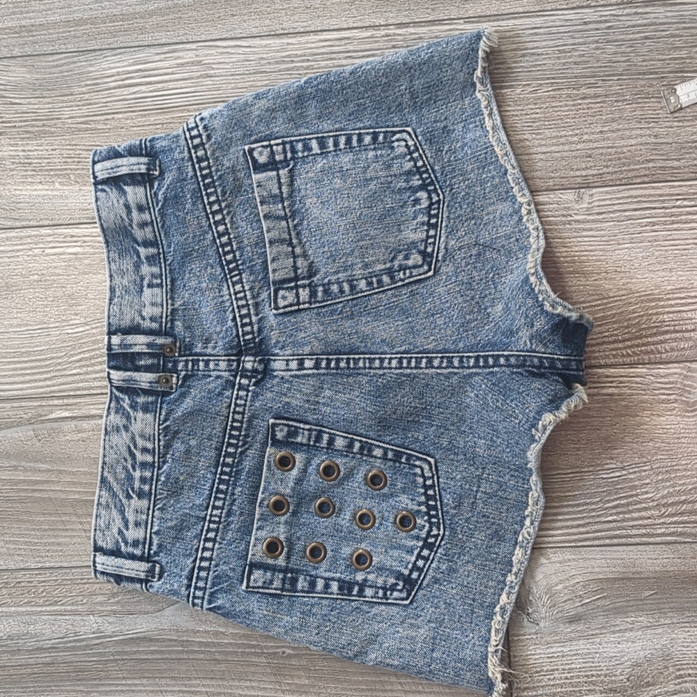 ASOS Denim Distressed High Rise Shorts Size 2 - Picture 4 of 4